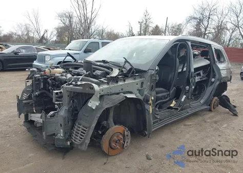 2021 Jeep Grand Cherokee L Limited 4X4 из США, поврежденный, VIN 1C4RJKBG4M8121650